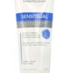ACM SENSITELIAL GEL NETTOYANT SURGRAS 200ML